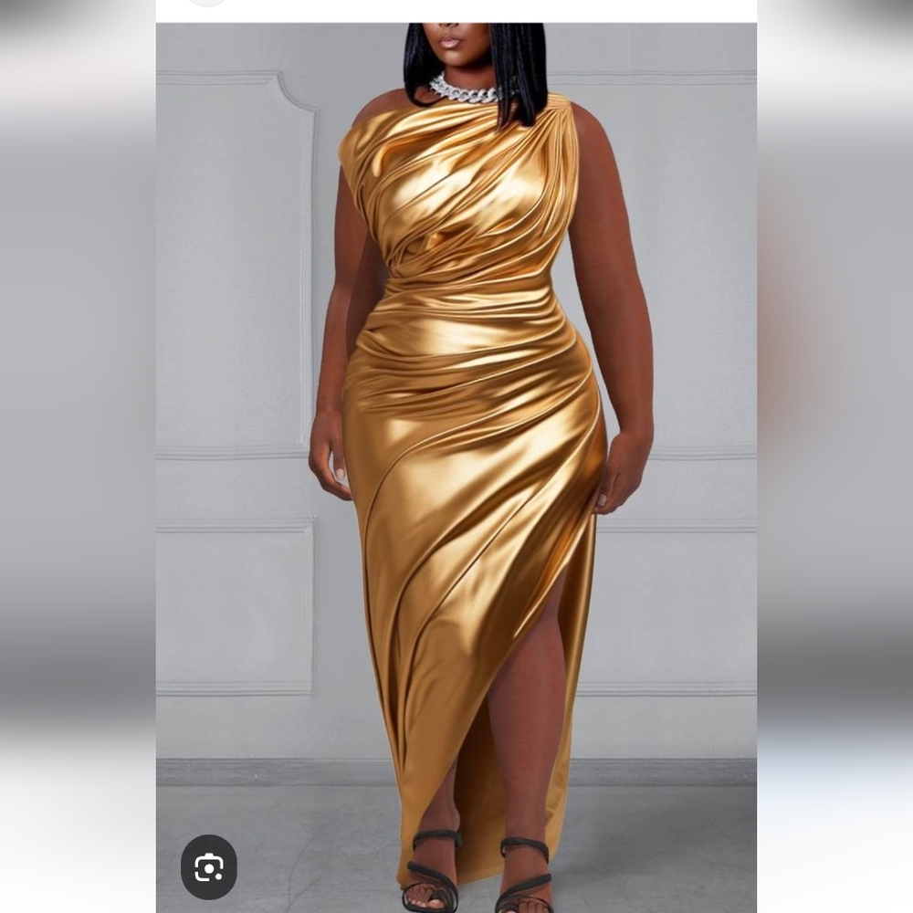 NWT Womens Xpluswear Elegant Gold Evening Gown